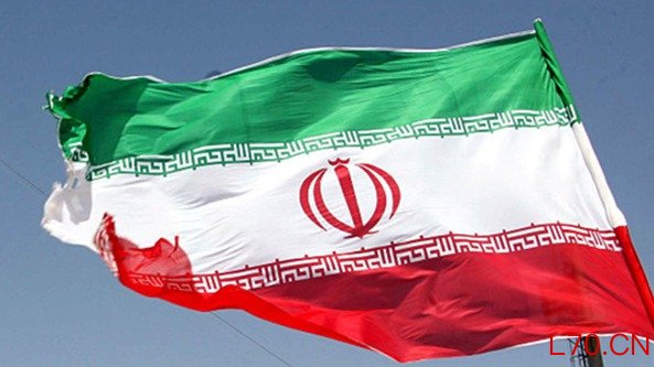 以色列国防部长说以军空袭伊朗最大石油化工设施